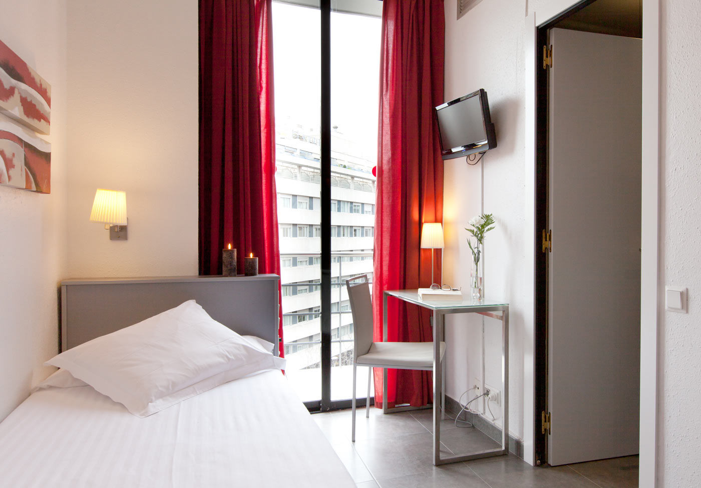 Hotel Medicis Barcelona Exterior photo